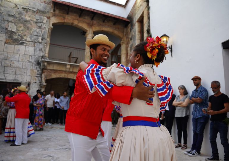 Ministerio de Cultura emite resolución que exhorta a emisoras difundir la bachata el 11 de diciembre