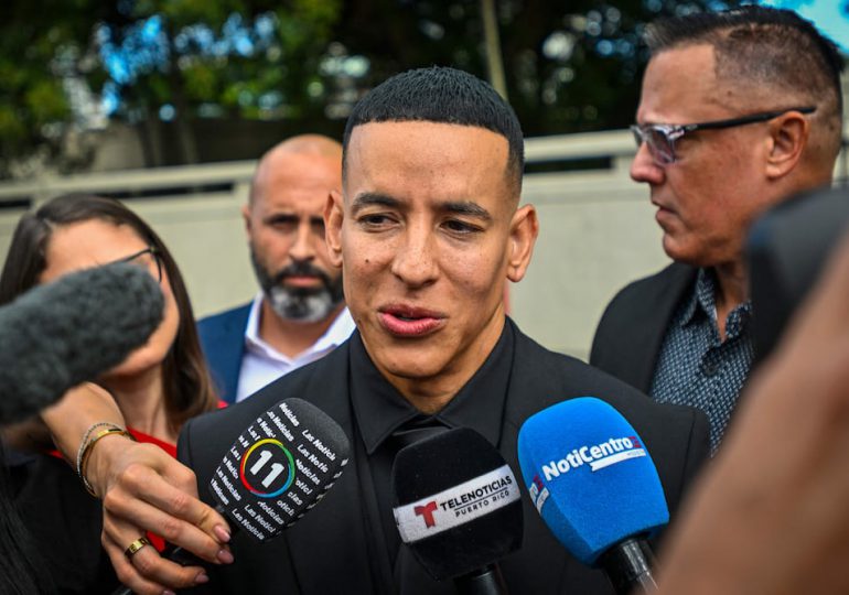 Daddy Yankee retoma el control de sus empresas tras un acuerdo mutuo con su esposa