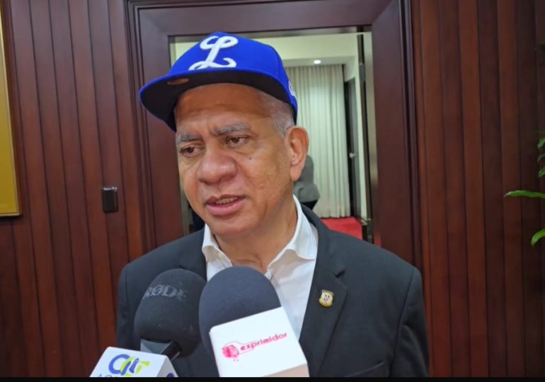 Video: Presidente del Senado expresa su apoyo a los Tigres del Licey