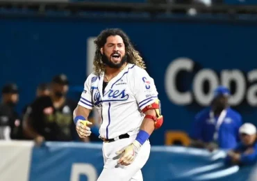 Jorge "Aquaman" Alfaro debuta en grande con el Licey