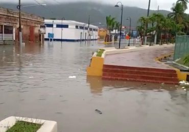 Video: Lluvias provocan inundaciones en Puerto Plata 