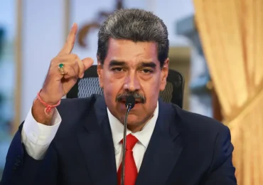 Maduro defiende la venezolanidad de “El Burrito Sabanero” en época navideña