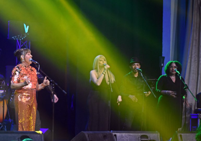 Milly, Eddy y el Conjunto Quisqueya sacan lo mejor de la Navidad en el Jaragua