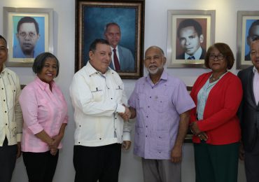 Presidente de COOPNAMA recibe visita del comité ejecutivo de la ADP