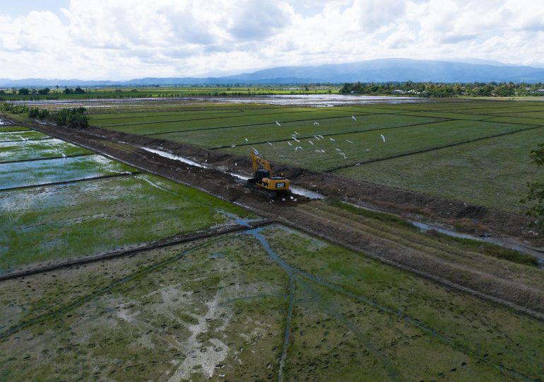 INDRHI destaca trabajo de Junta de Regantes Río Camú