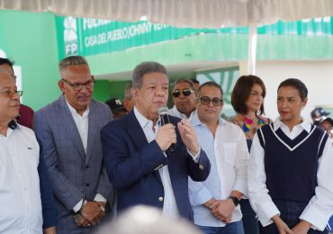 Leonel Fernández se congratula por retiro de reforma fiscal del Congreso Nacional