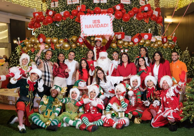 Ágora Mall da la bienvenida a una navidad solidaria con el Árbol que canta y regala sonrisas