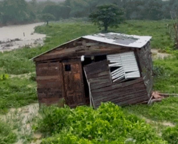 Desarrollo de la Comunidad garantiza alquiler de vivienda a familia perdió casa; entregará electrodomésticos