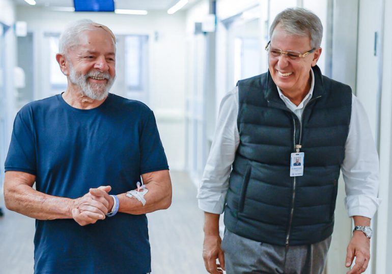 Lula vuelve a Brasilia tras un control médico "extremadamente satisfactorio"