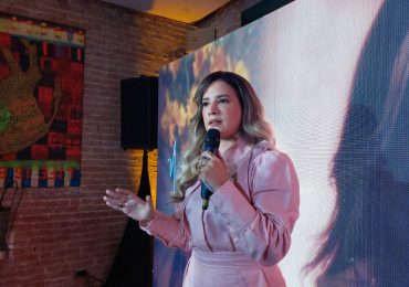 Nathalie Hazim anuncia el lanzamiento de su nuevo sencillo “Amor Bonito” en el género merengue