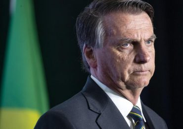 Bolsonaro carga contra el Supremo de Brasil por impedirle viajar a la investidura de Trump