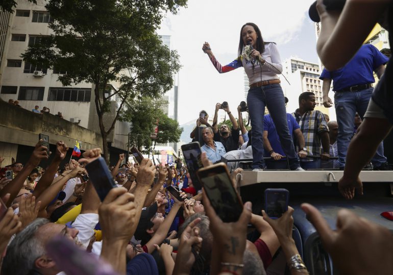 Expresidentes colombianos piden la libertad de María Corina Machado y de Venezuela