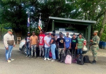 Ejército detiene a pareja de dominicanos por tráfico de inmigrantes haitianos en Santiago Rodríguez