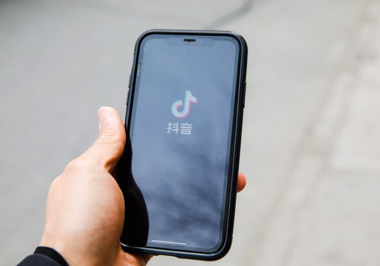 Versión china de TikTok niega haber abierto registro a usuarios fuera de China, dice medio