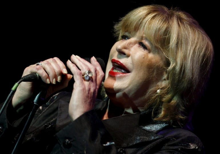 Muere Marianne Faithfull, cantante, actriz y compositora, musa de Rolling Stones