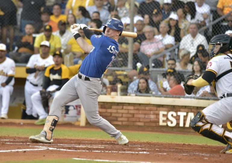 Licey blanquean a las Águilas y ocupa el primer lugar en el round robin