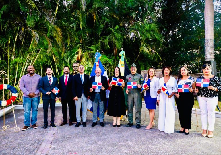 Embajada Dominicana en Jamaica conmemora el 212.º aniversario del natalicio de Juan Pablo Duarte