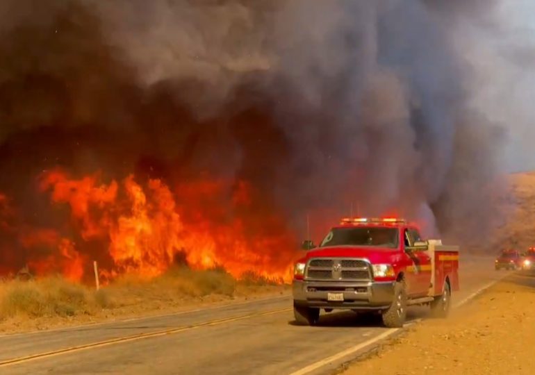 Video: Nuevo incendio en Los Ángeles activa las alarmas