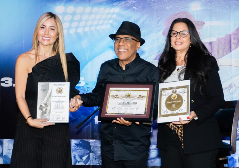 Ramón Orlando celebrará 50 años de trayectoria con un magno concierto en el Estadio Olímpico Félix Sánchez