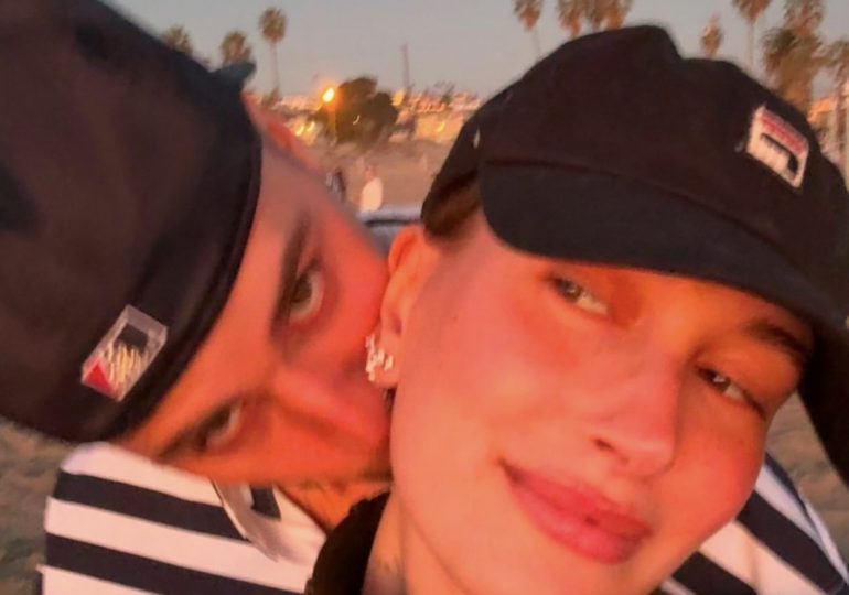 Justin Bieber comparte un romántico momento con su esposa Hailey