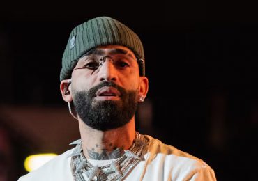 Arcángel se disculpa con familia de Anuel por involucrarlos en tiradera 