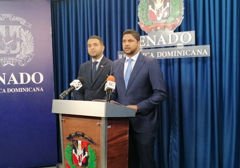 Ministro de la Juventud y senador Gustavo Lara presentan proyecto de ley para el desarrollo laboral juvenil