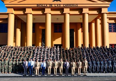 Cadetes y Guardiamarinas inician ciclo de un año común en la Academia “Batalla de las Carreras” del Ejército