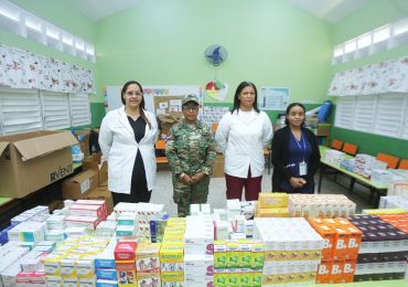 Ministerio de Defensa lleva salud y esperanza a más de 2,000 pensionados en Montecristi