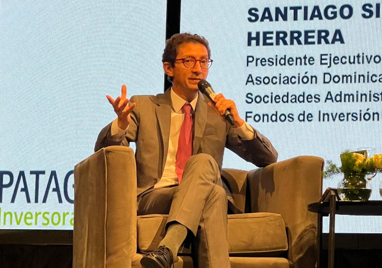 Reconocen fondos de inversión dominicanos en evento iberoamericano