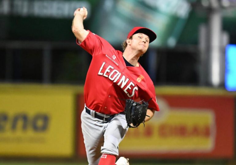 Leones del Escogido se colocan a un juego de coronarse campeones