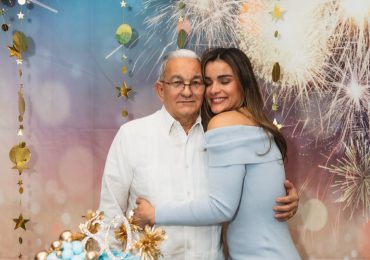 Clarissa Molina celebra los 80 años de su padre con emotivo mensaje