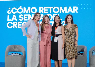 Alcaldesa Carolina Mejía pide en foro del CAF mayores oportunidades para el liderazgo femenino