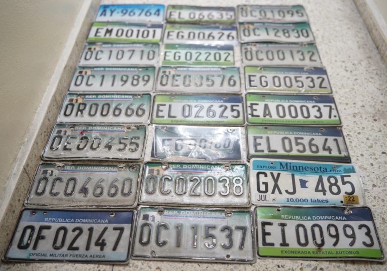 DIGESETT retiene 38 vehículos por uso de placas extranjeras vencidas y con placas oficiales no correspondiente en 2024