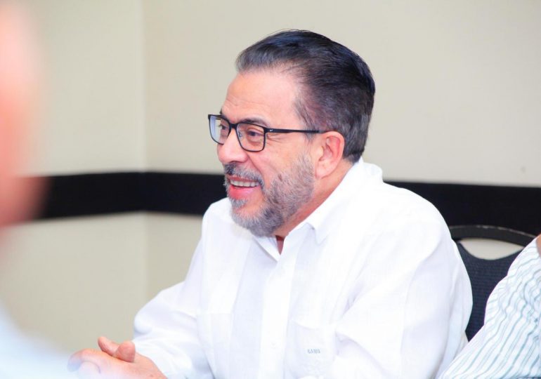 Guillermo Moreno propone medidas para fortalecer vínculos con la diáspora dominicana