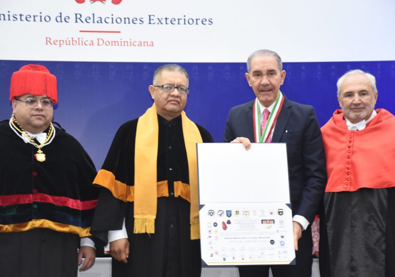 Universidad de México otorga Doctorado Honoris Causa al ministro Franklin García Fermín