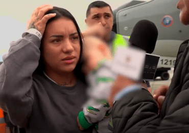 “Casi me roban a mi bebé”: Madre migrante relata el drama de la deportación en su llegada a Colombia