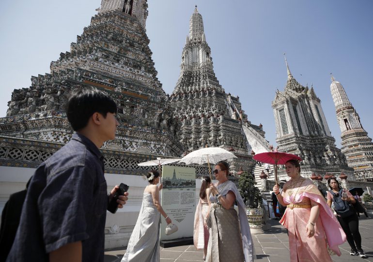 Tailandia pretende batir el récord precovid y atraer a 40 millones de turistas este año