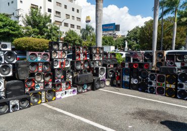 Incautan 206 bocinas por contaminación sónica; Interior y Policía las entrega al Ministerio Público