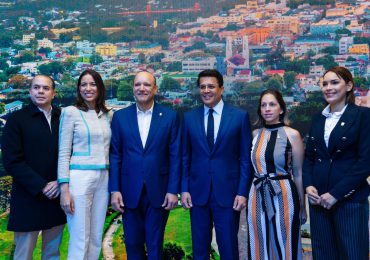 Presentan la marca Ciudad Santiago en el marco de FITUR 2025