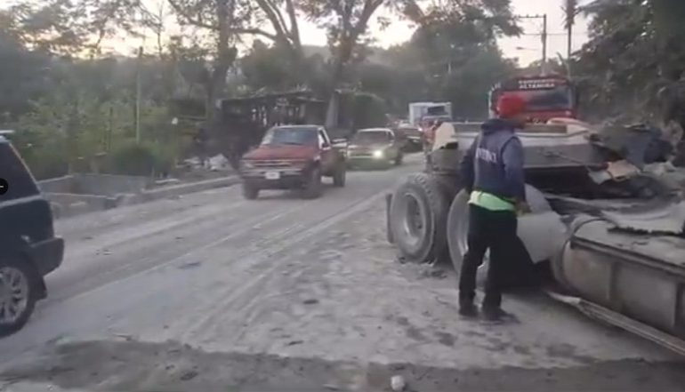 Video: Dos muertos en accidente de patana en la autopista Navarrete-Puerto Plata