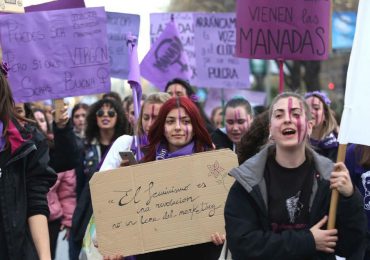 El feminismo aisló a las mujeres, asegura historiadora