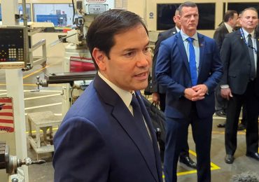 Marco Rubio se reúne con Bukele en busca de un acuerdo migratorio con El Salvador