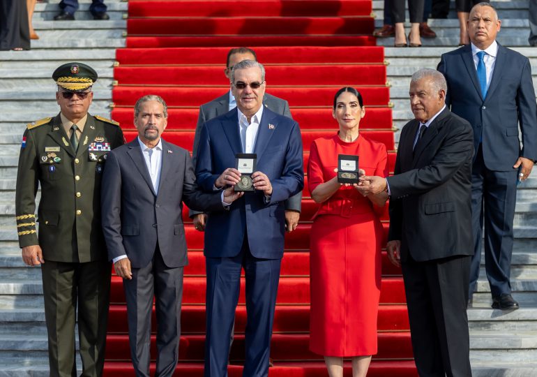 Efemérides Patrias pone a circular Medalla Conmemorativa por el 180 aniversario del martirio de María Trinidad Sánchez