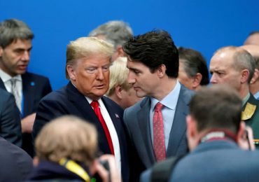 Trump habla con Trudeau tras anunciar aranceles