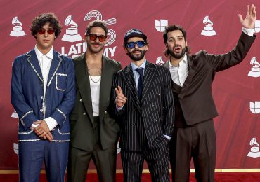 La banda venezolana Rawayana gana el Grammy a mejor álbum latino de rock o alternativo