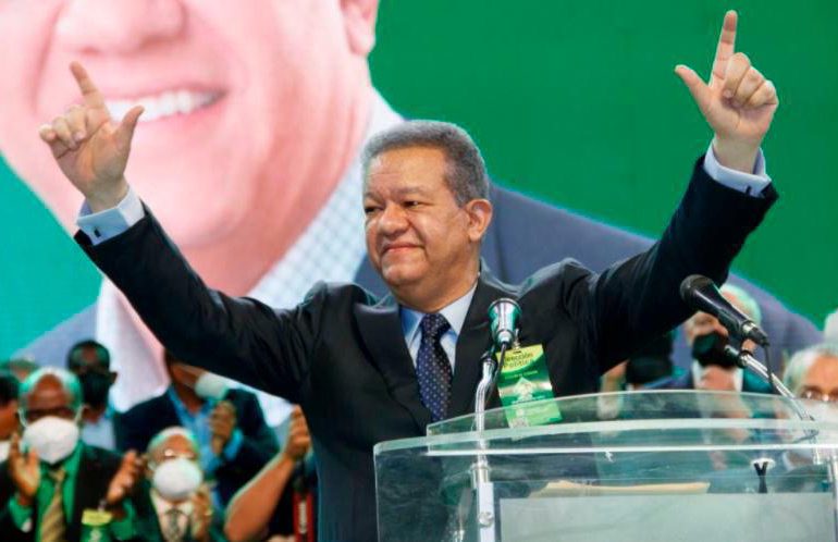 57% de los dominicanos no votaría por Leonel Fernández, según RD Elige