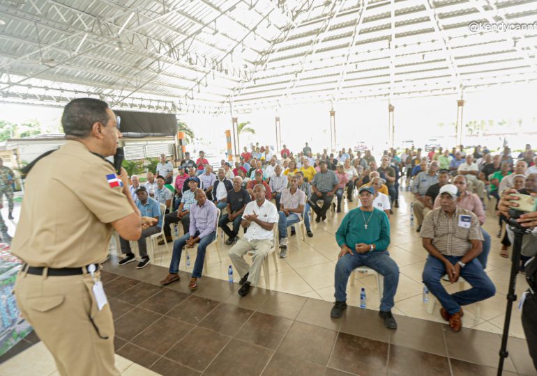 MIDE lleva ayuda directa a veteranos en San Francisco de Macorís