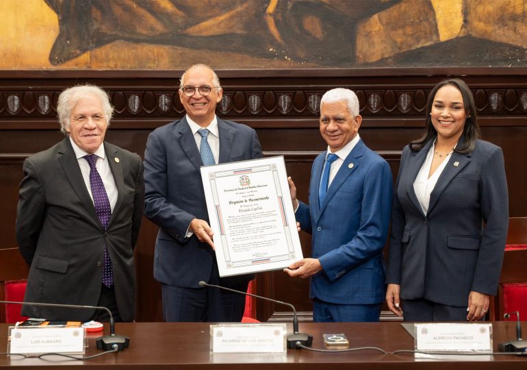 Senado reconoce a Fernando A. Capellán por sus importantes aportes al desarrollo económico y empresarial de la República Dominicana