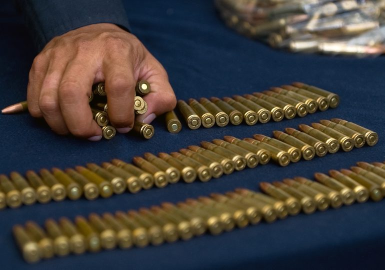 México ampliará su demanda contra fabricantes de armas de EEUU (presidenta)