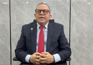 Diputado de la FP expresa preocupación por cobro a parturientas haitianas